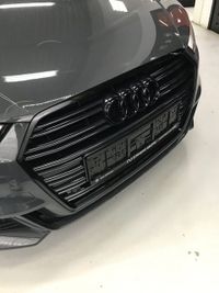 Grill van deze Audi A3 hoogglans zwart gemaakt
